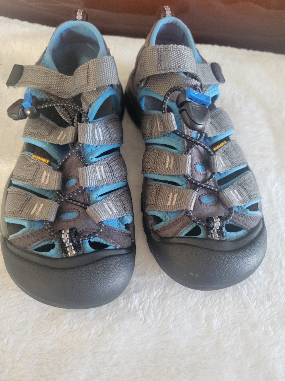Keen Sandals Little Boy Size 2